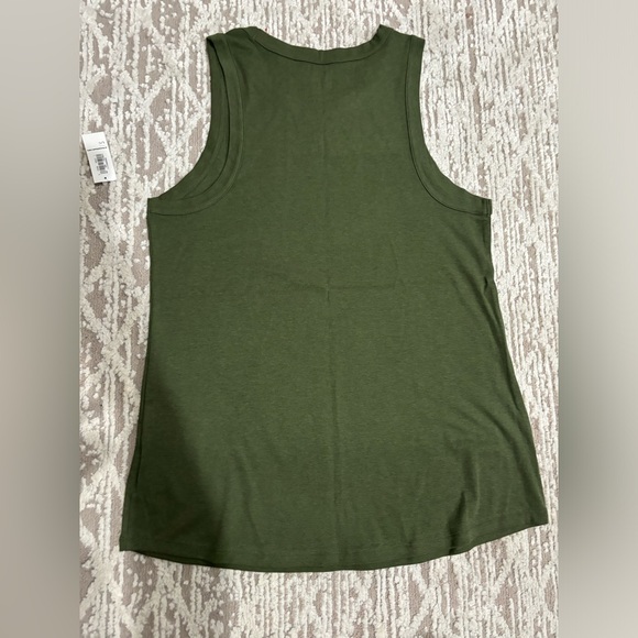 NWT Army Green Tank. Large - Picture 4 of 6